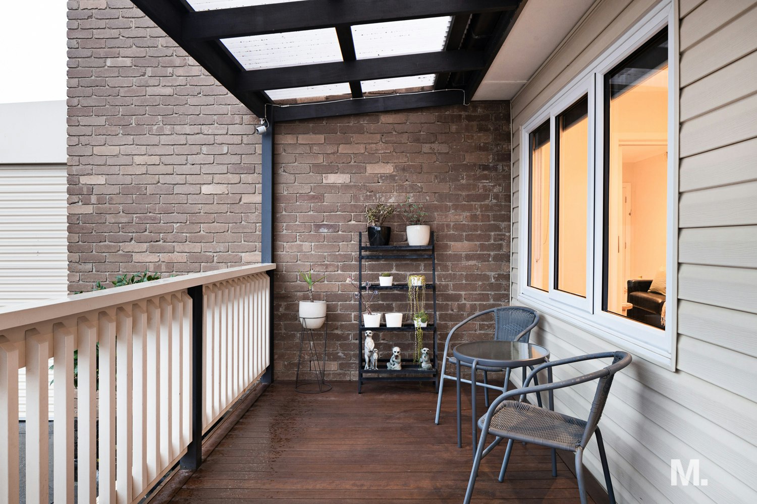 balcony