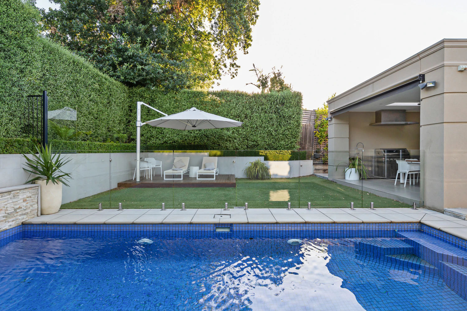 pool