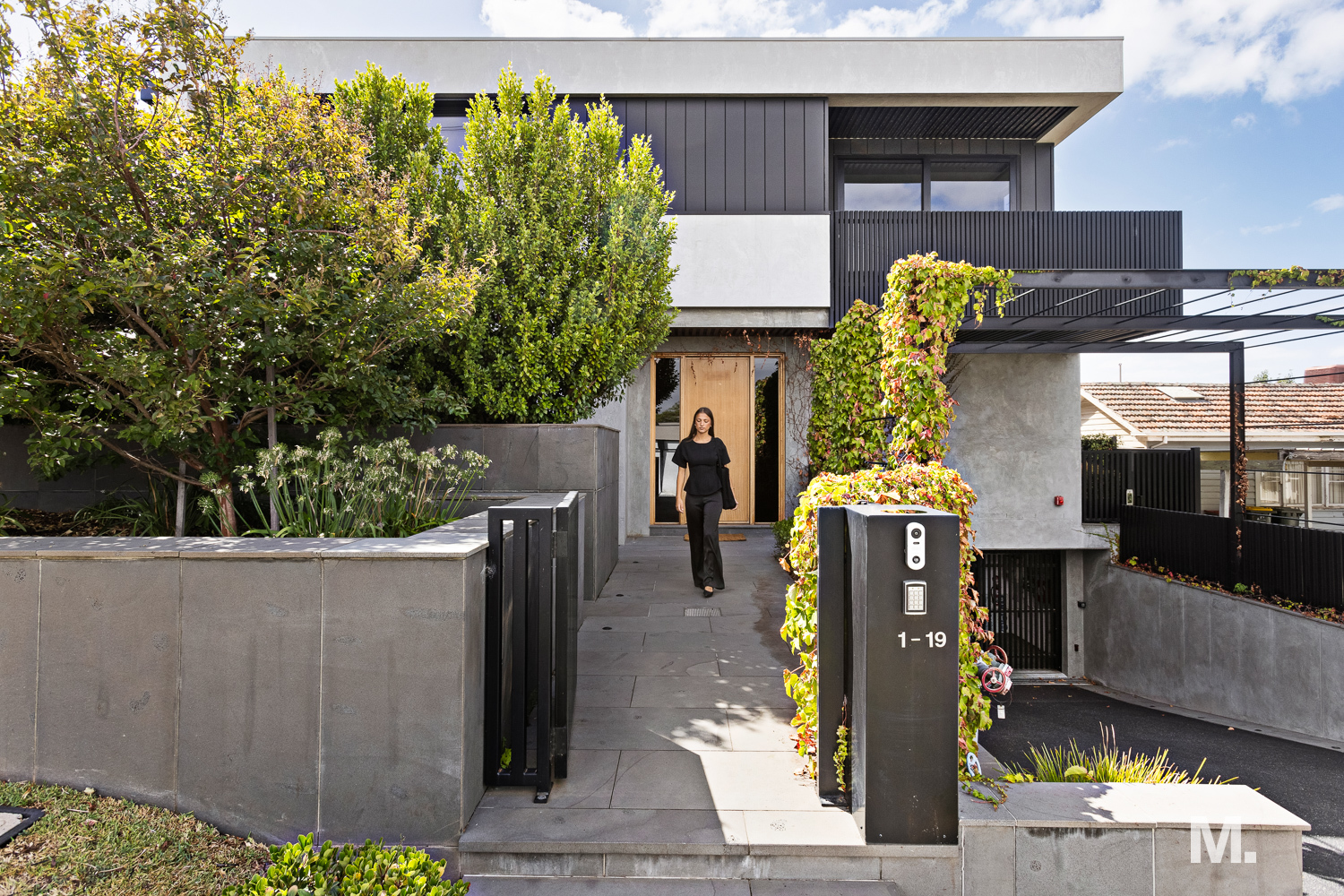 1/19 Afton Street Aberfeldie VIC