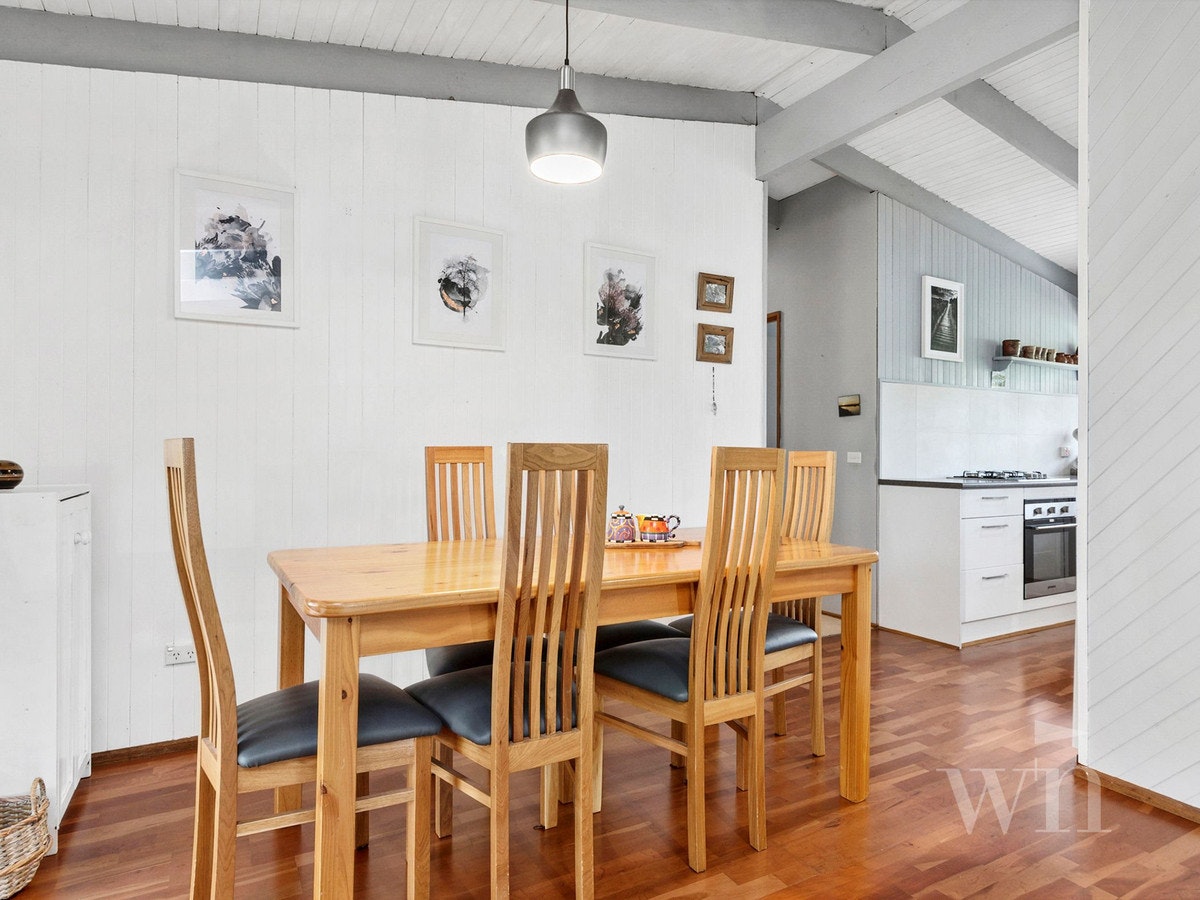 Image of dining room