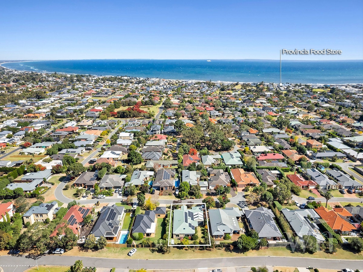 Image of neighborhood