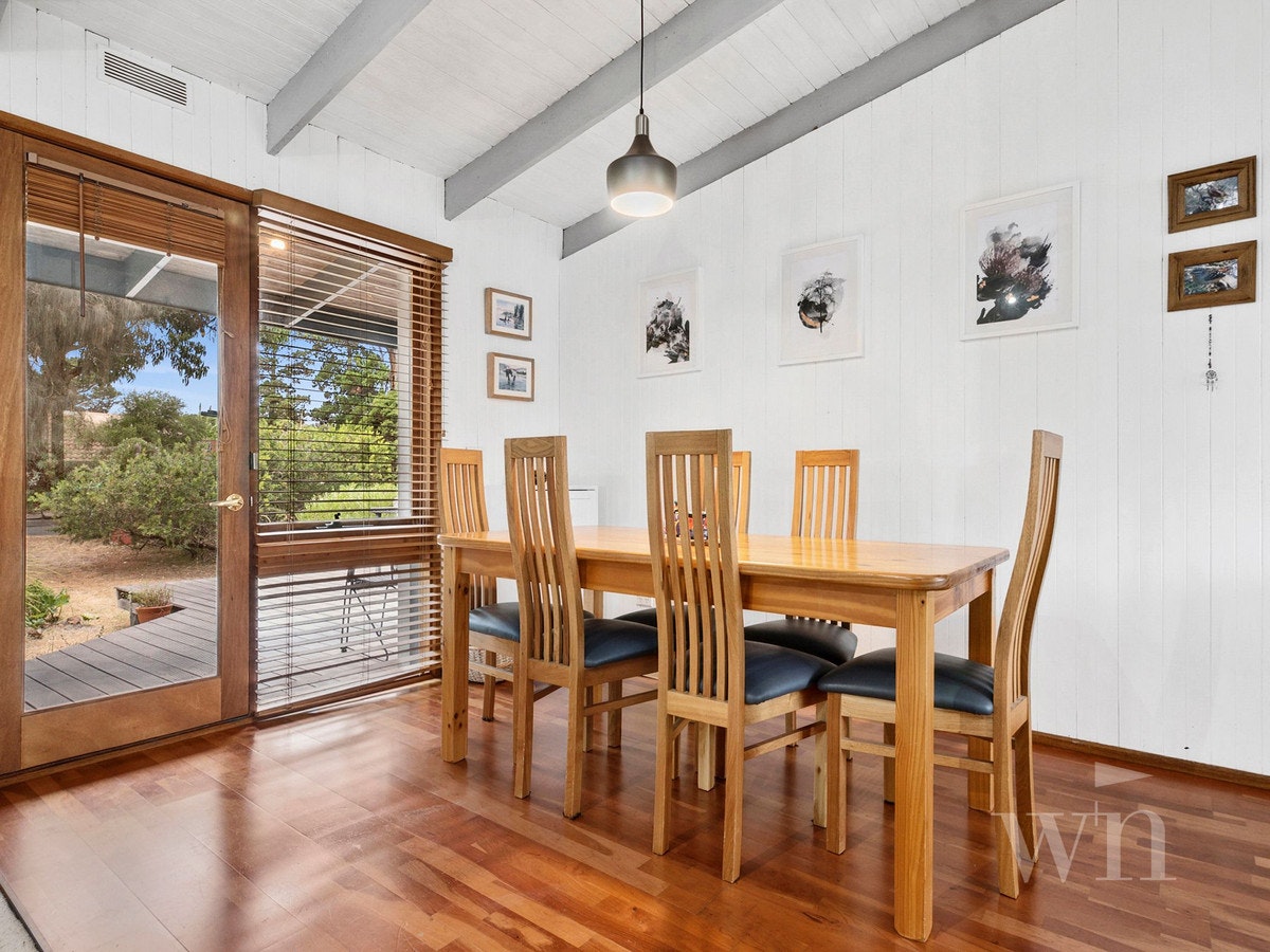 Image of dining room