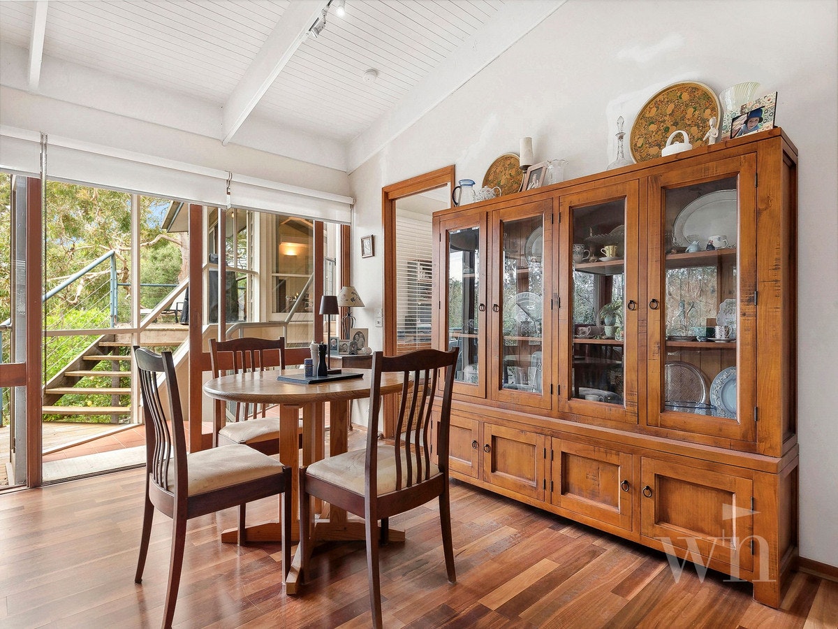 Image of dining room
