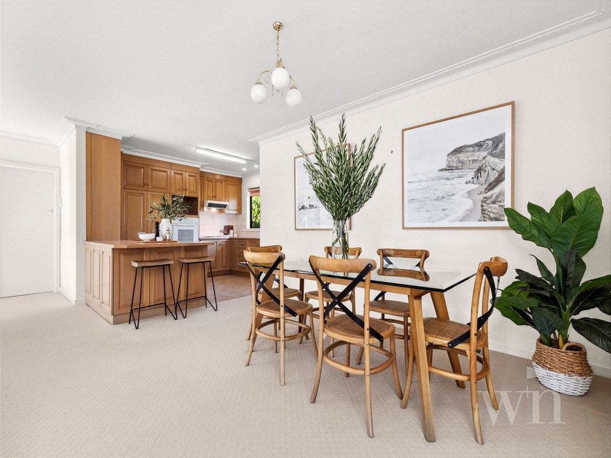 Image of dining room
