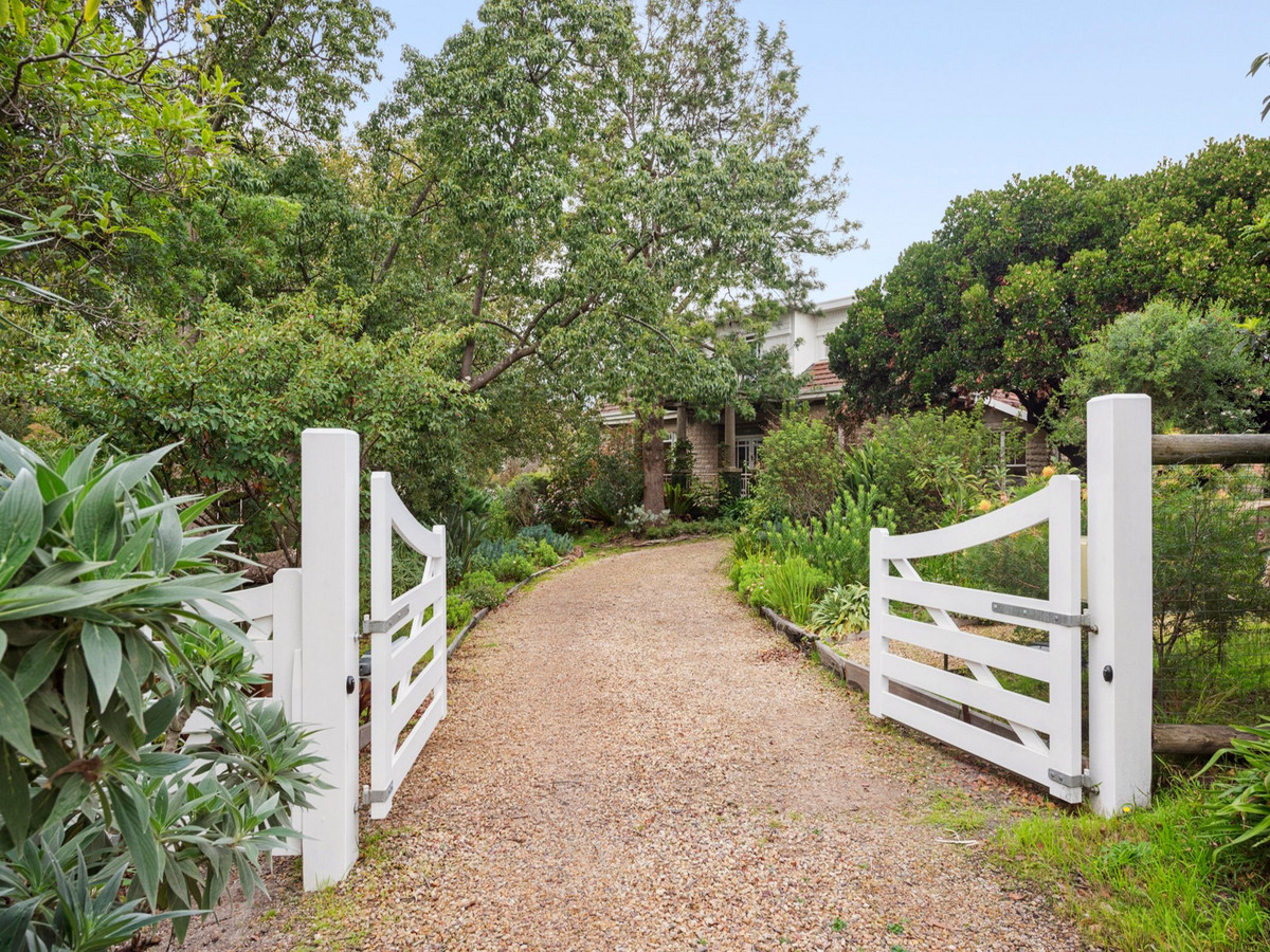 31 Prescott Avenue, Mount Martha - Thumbnail 2