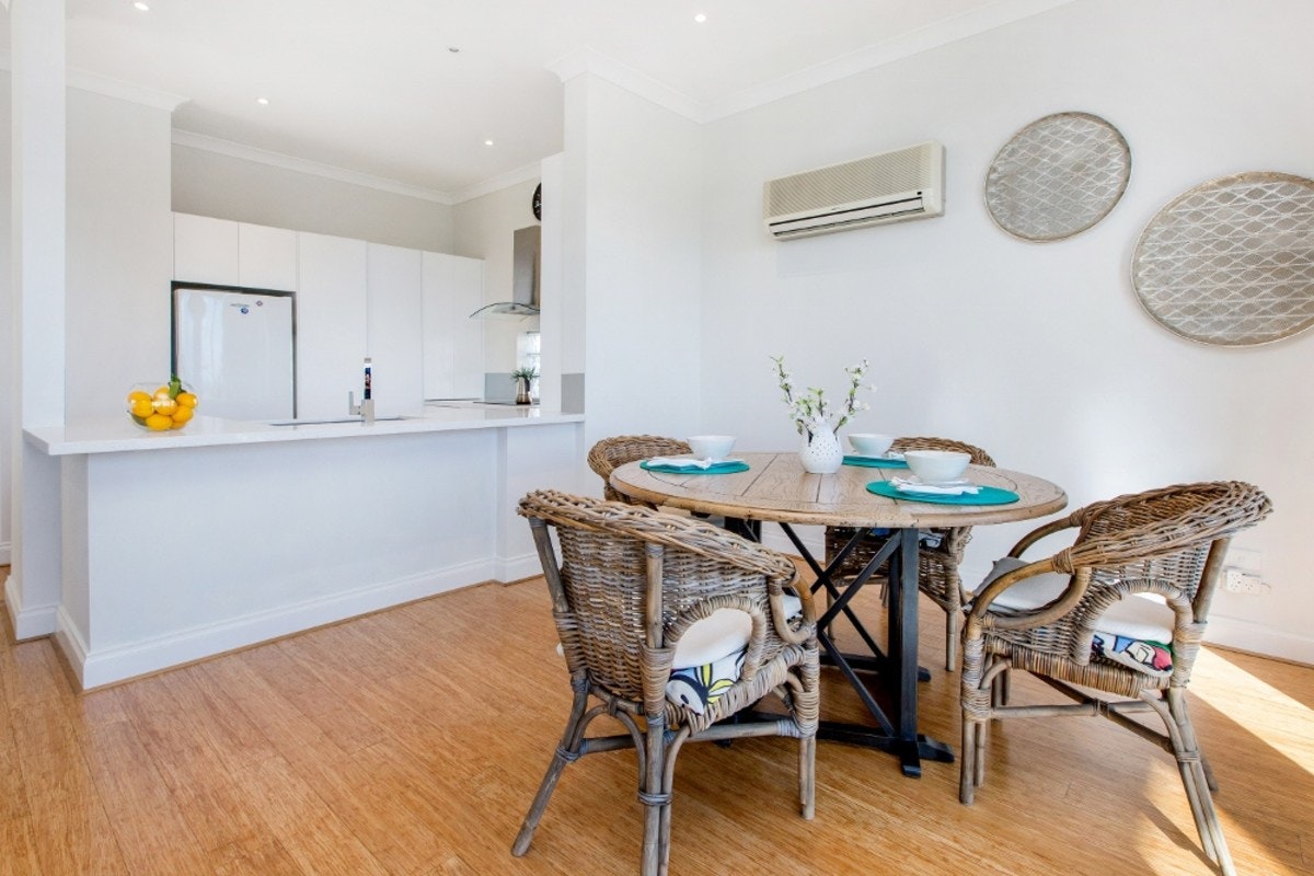 Image of dining room