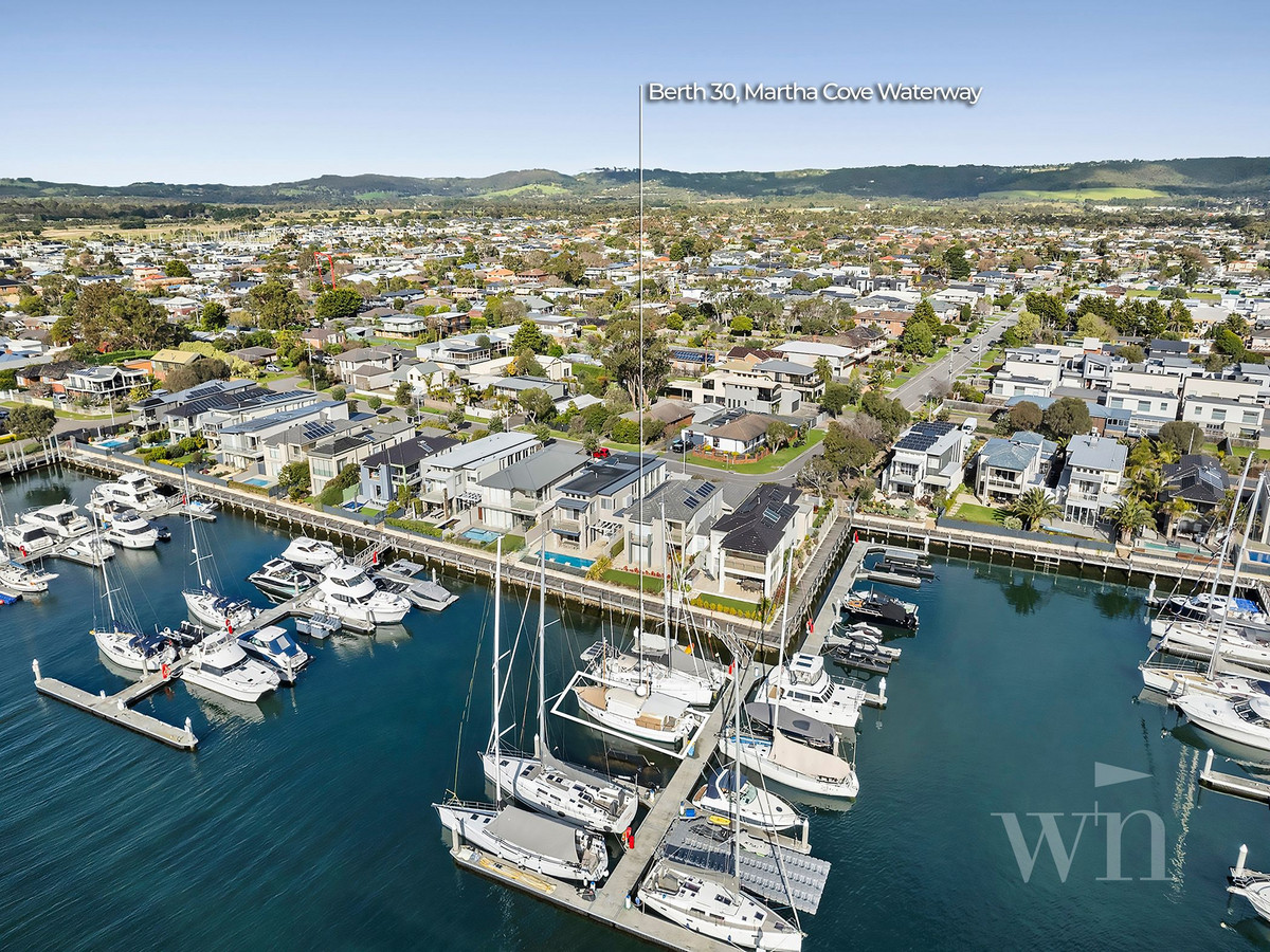 Berth 30 Martha Cove Waterway, Safety Beach - Thumbnail 6