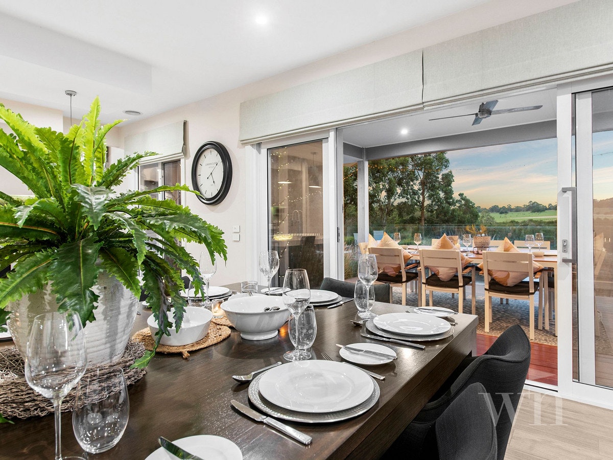 Image of dining room