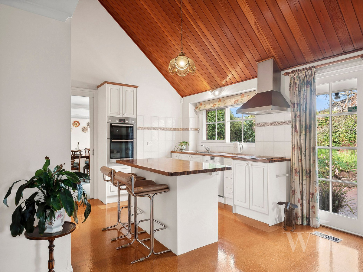 8 Sherwood Crescent, Mount Martha - Thumbnail 3