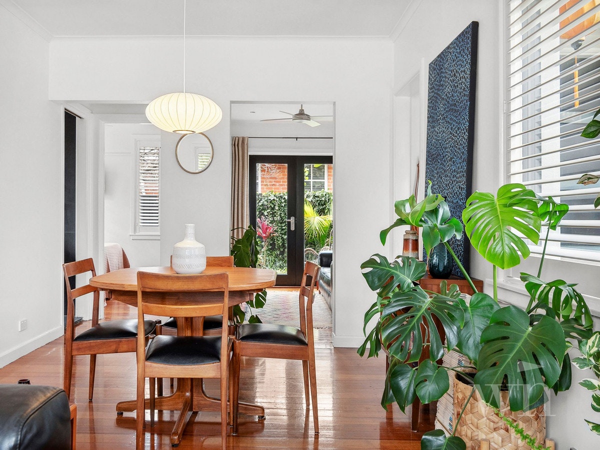 Image of dining room