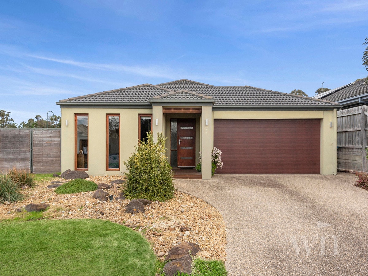 Image of garage
