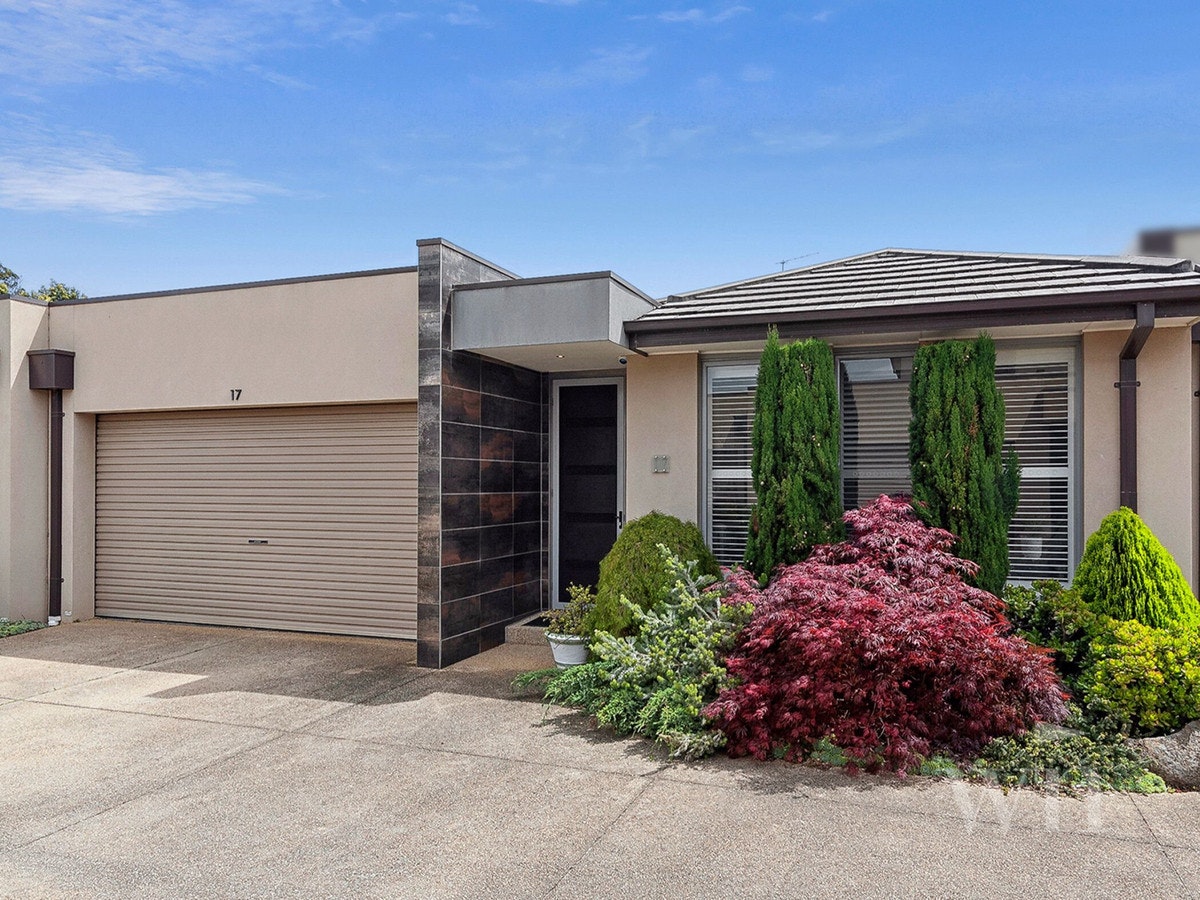 Image of garage