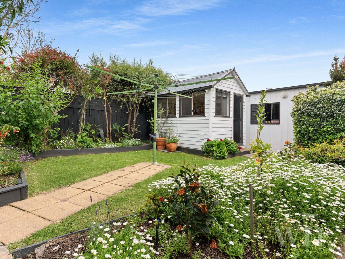 Image of cottage