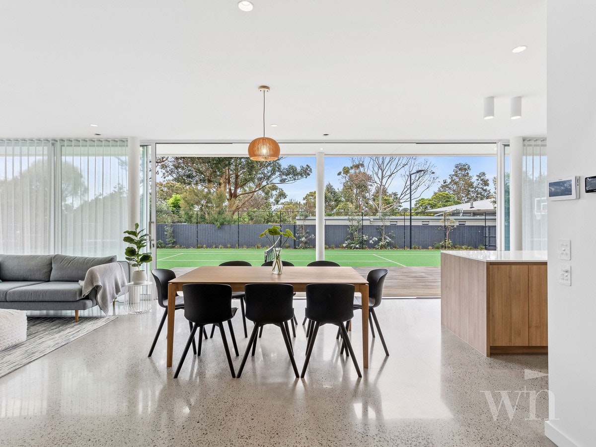 Image of dining room