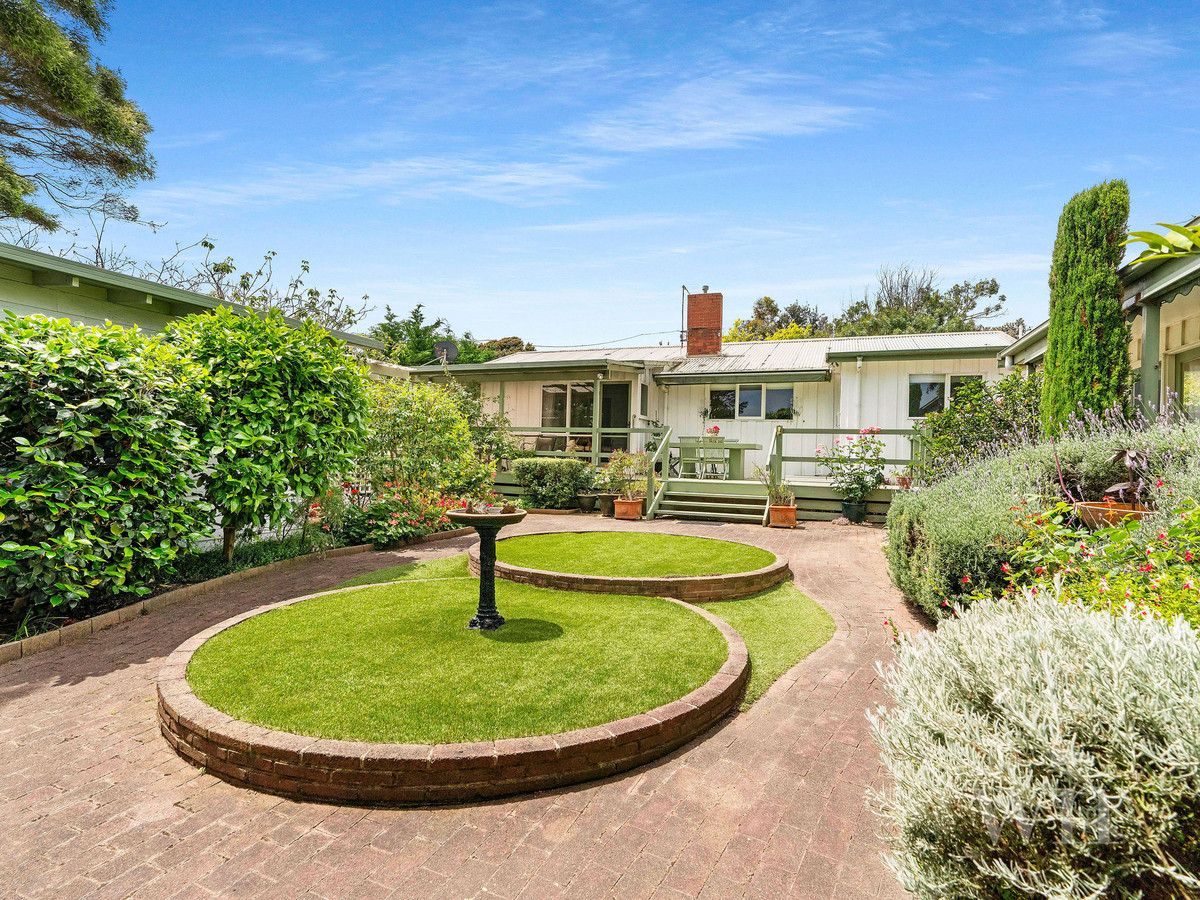 8 Hawker Street, Mount Martha - Thumbnail 3