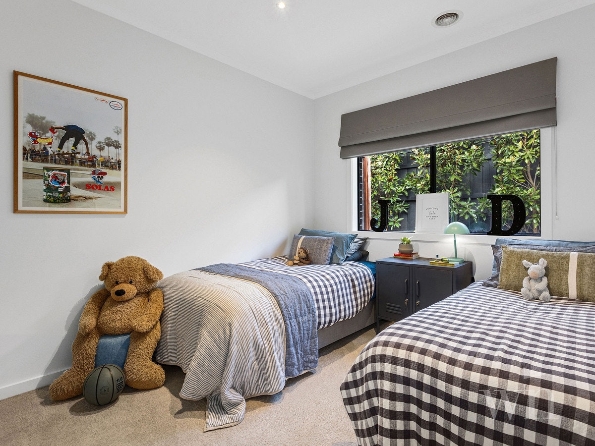 Image of bed