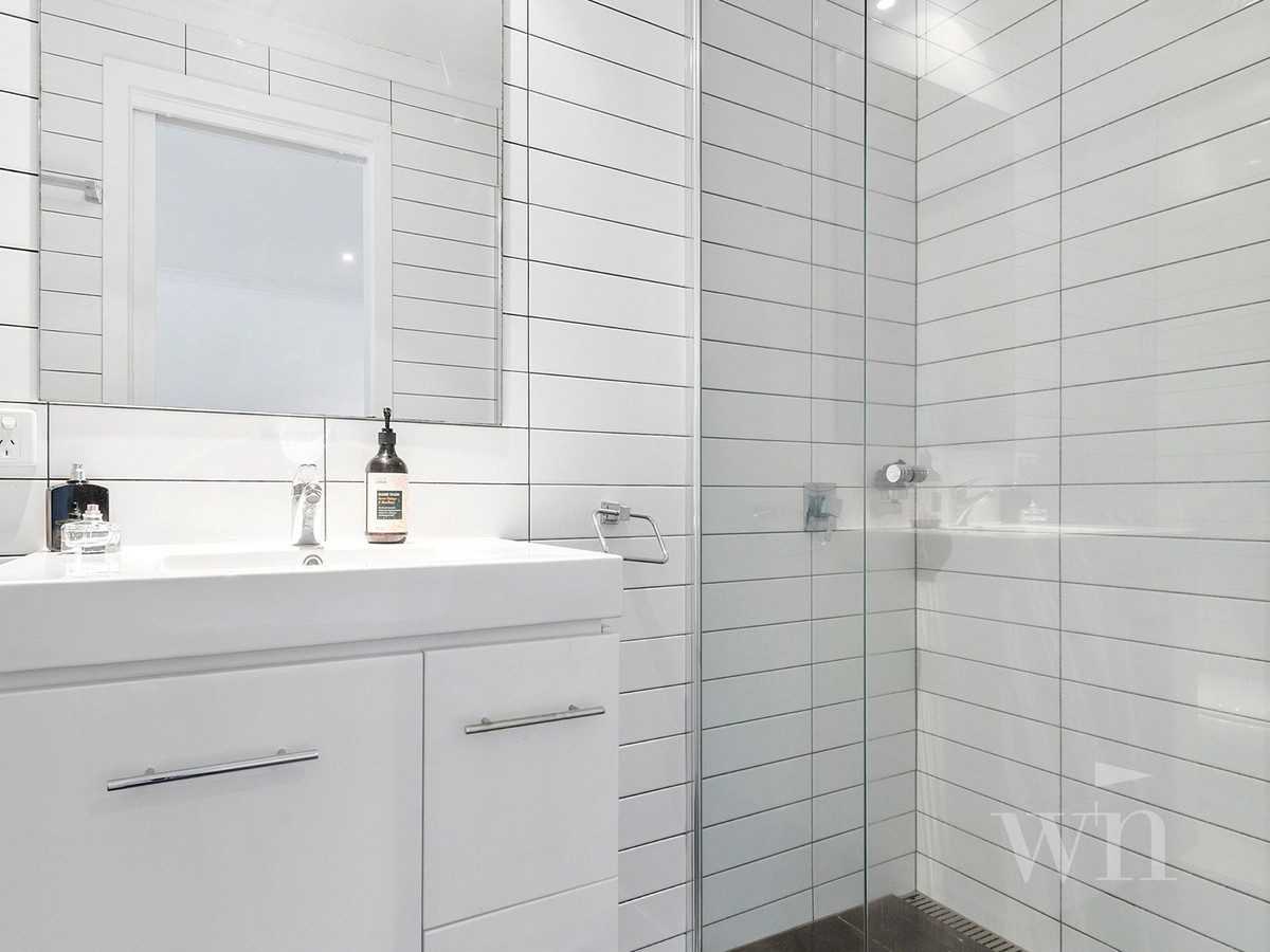 13 Pender Avenue, Mornington - Thumbnail 8