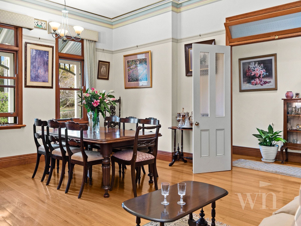 Image of dining room