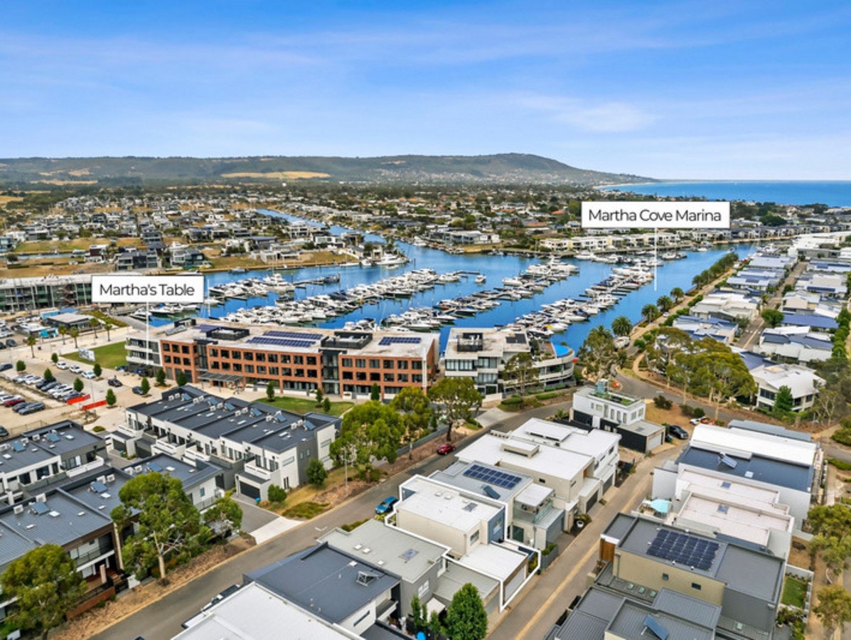Image of neighborhood