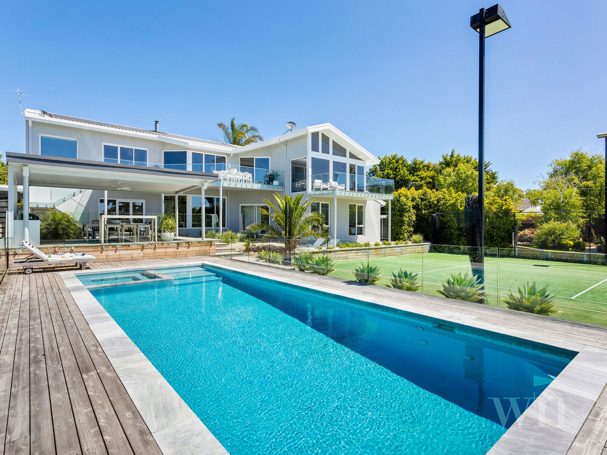 10 Sinclair Court, Mount Martha - Thumbnail 2