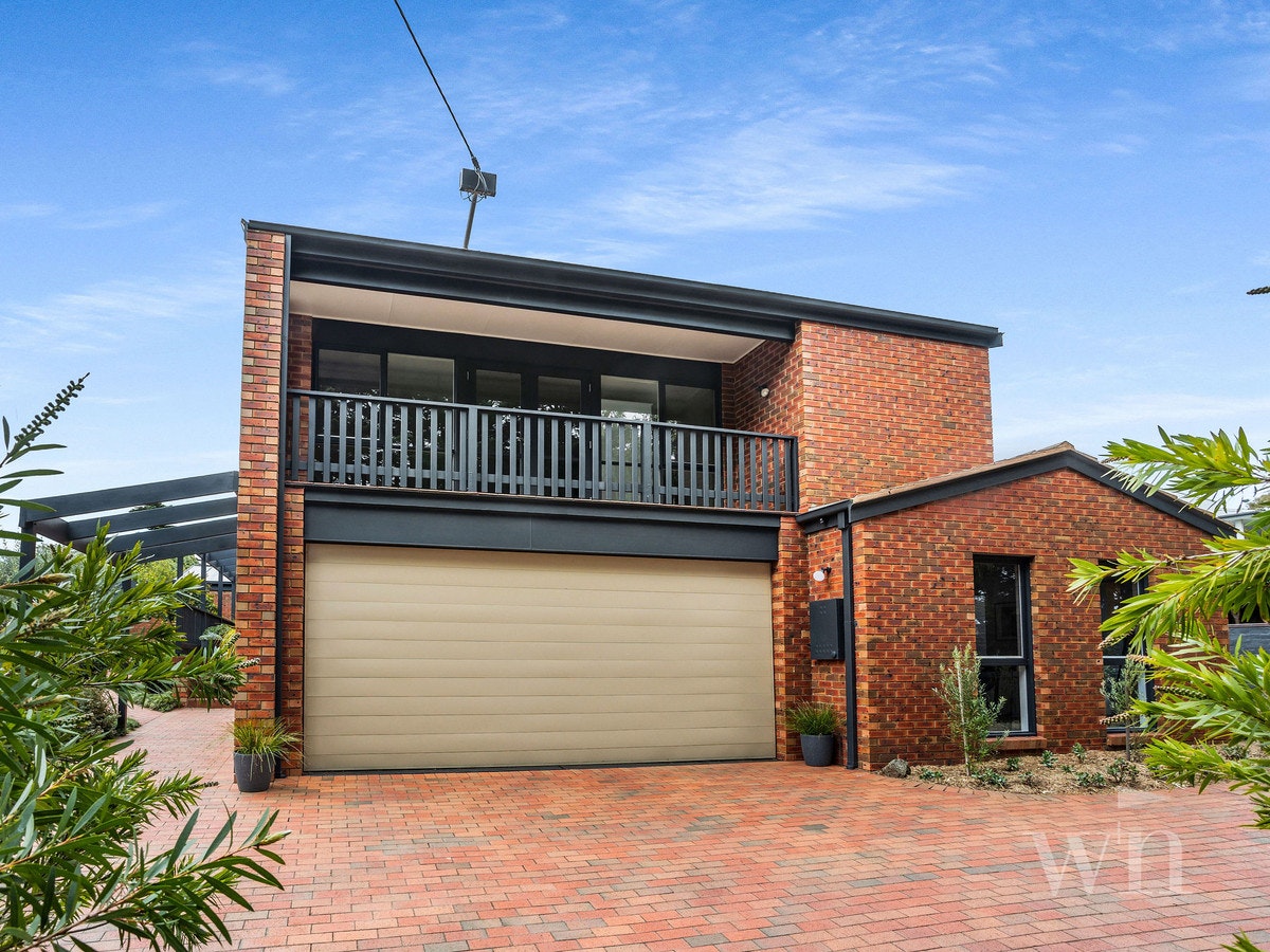Image of garage