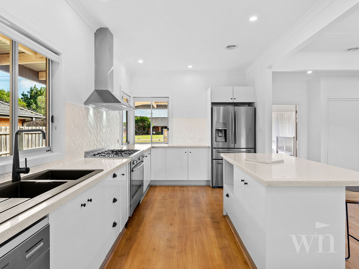 98 Bentons Road, Mount Martha - Thumbnail 2