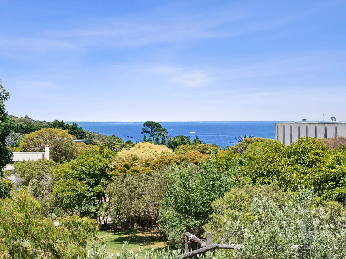 28 Lempriere Avenue, Mount Martha - Thumbnail 3