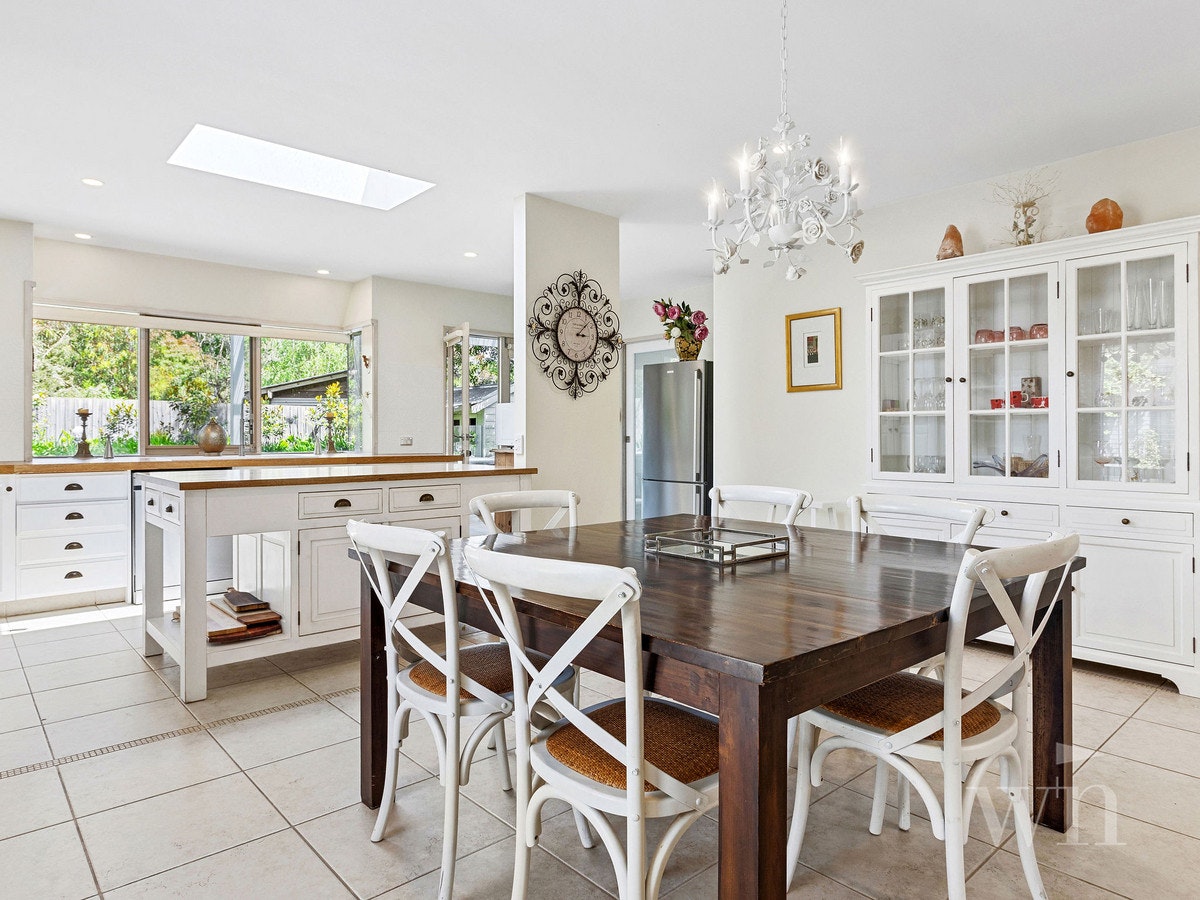Image of dining room