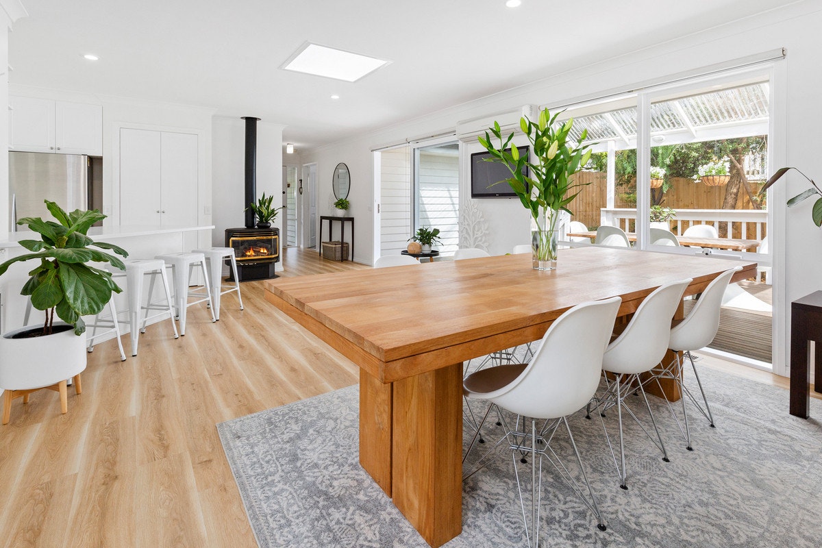 Image of dining room
