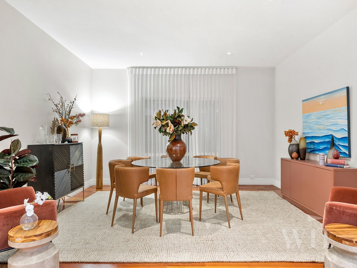 Image of dining room