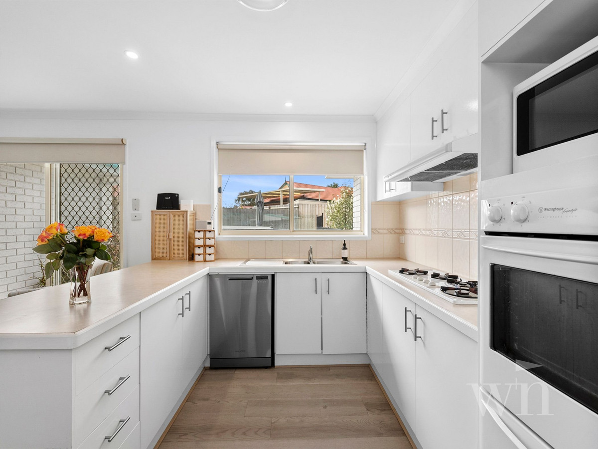 4 Larkin Close, Mount Martha - Thumbnail 2