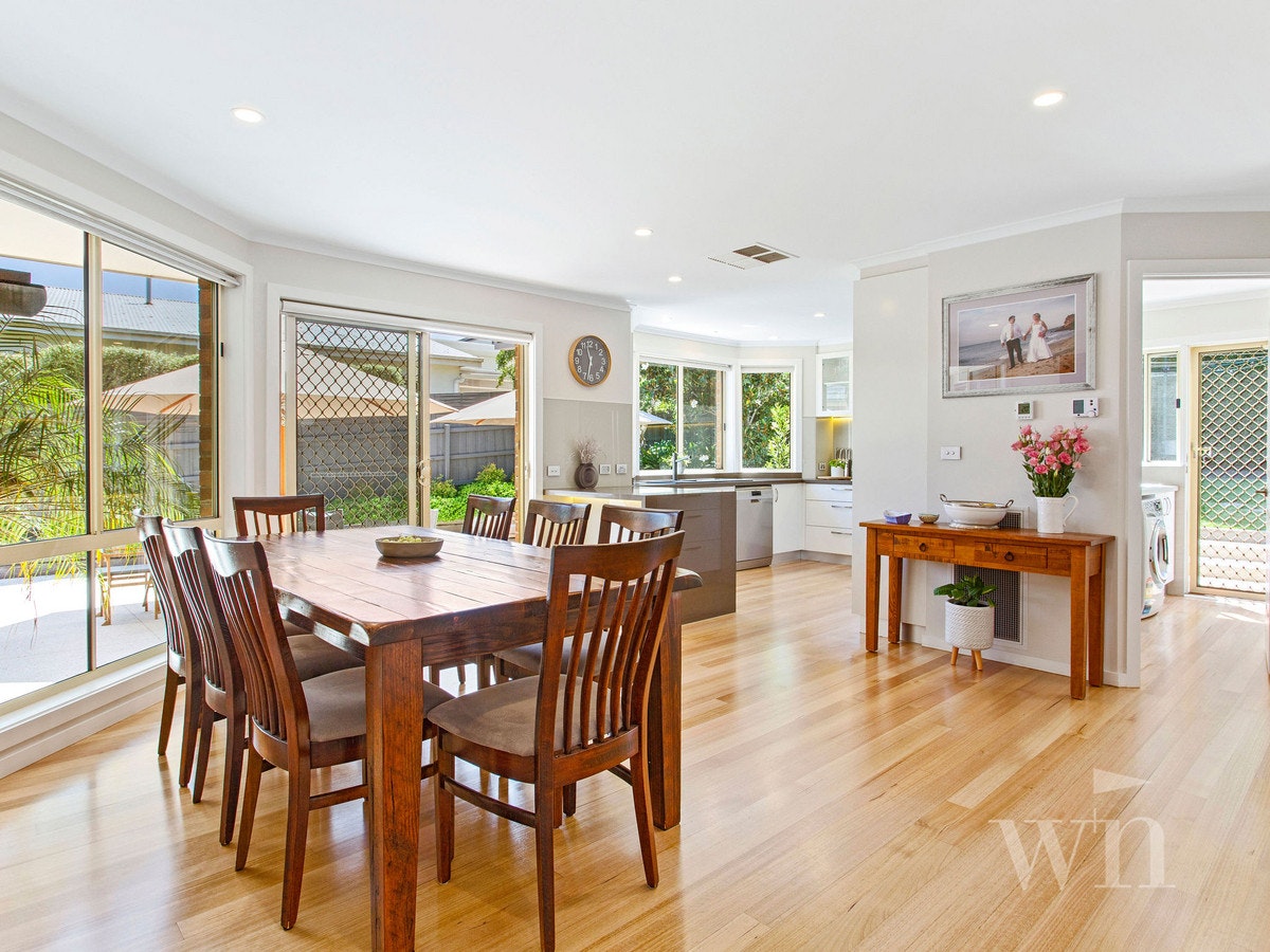 Image of dining room