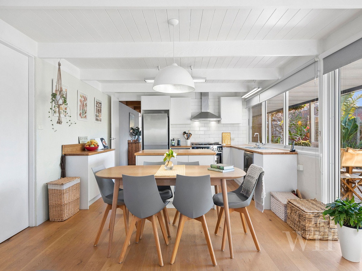 Image of dining room