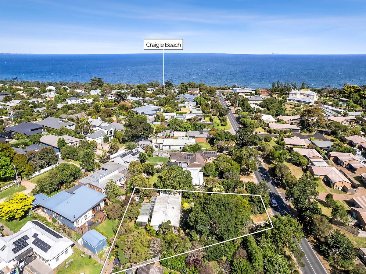 Image of neighborhood