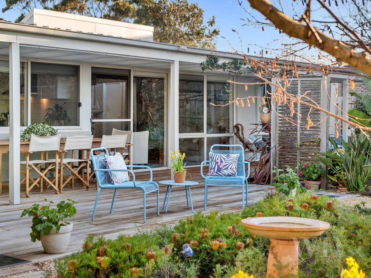 32 Shanns Avenue, Mount Martha - Thumbnail 2