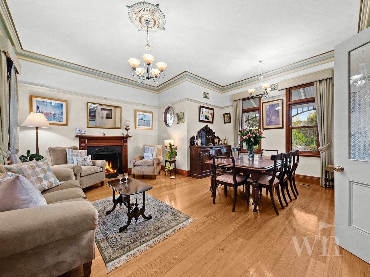 Image of dining room