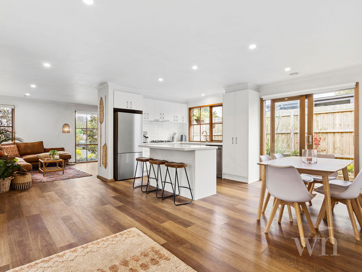 17 Nichols Drive, Mornington - Thumbnail 2