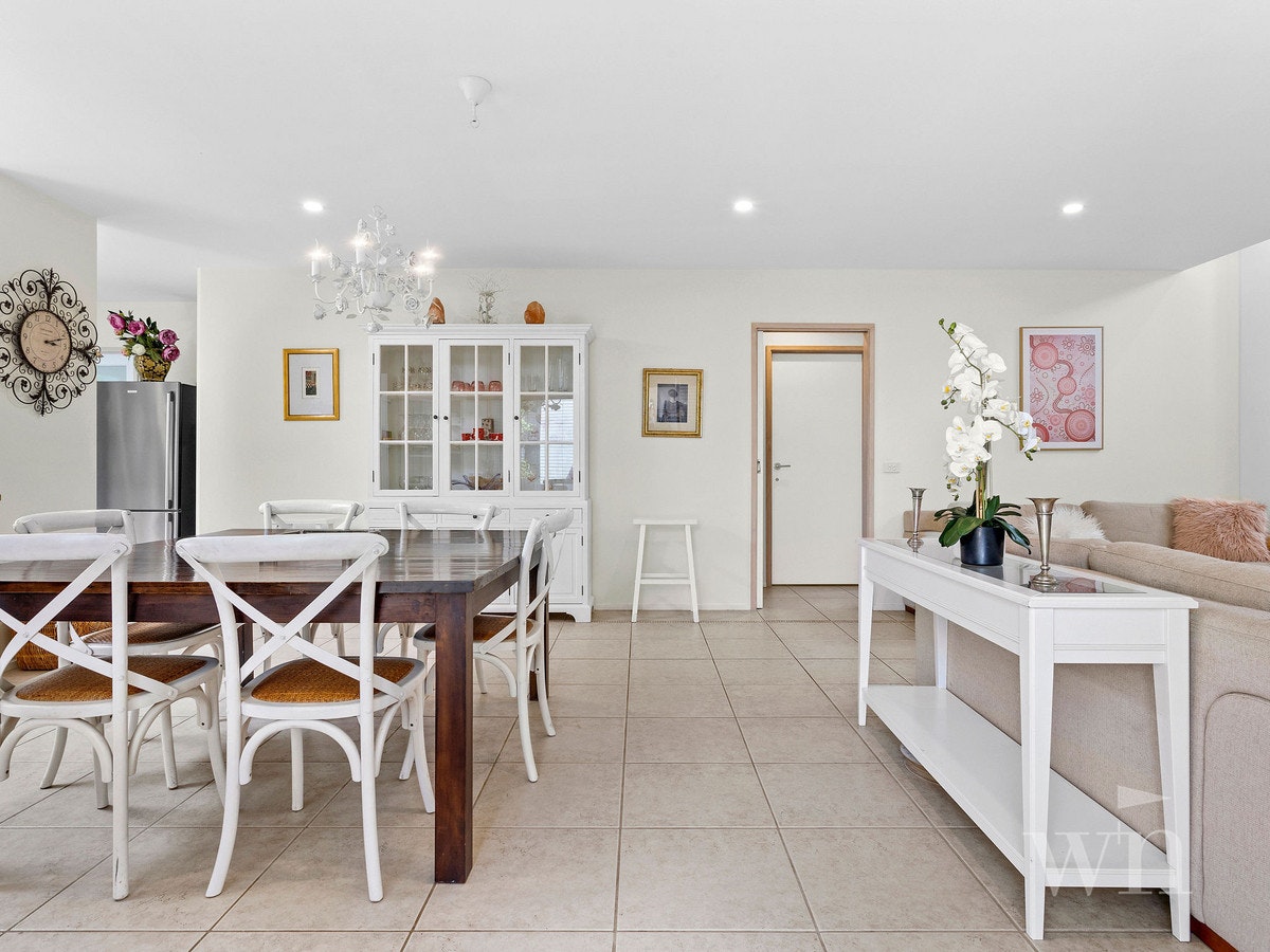 Image of dining room