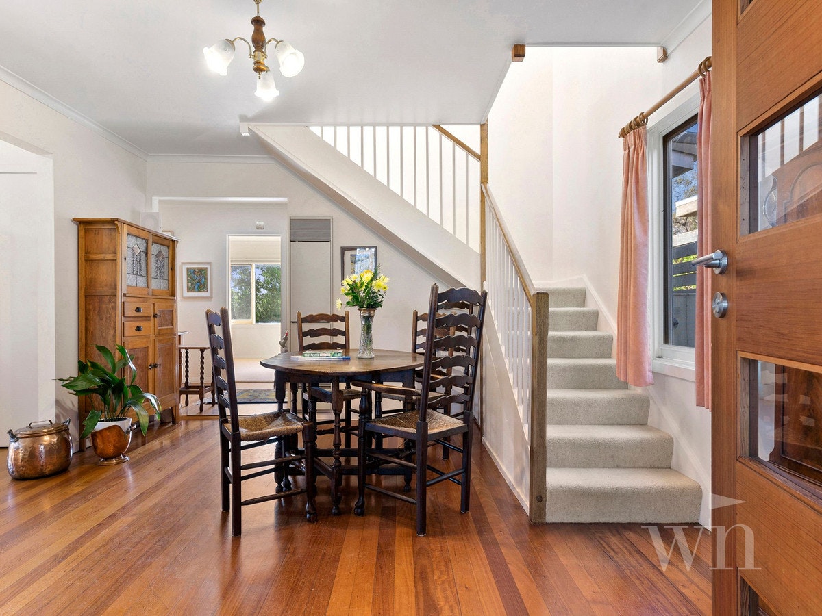 Image of dining room