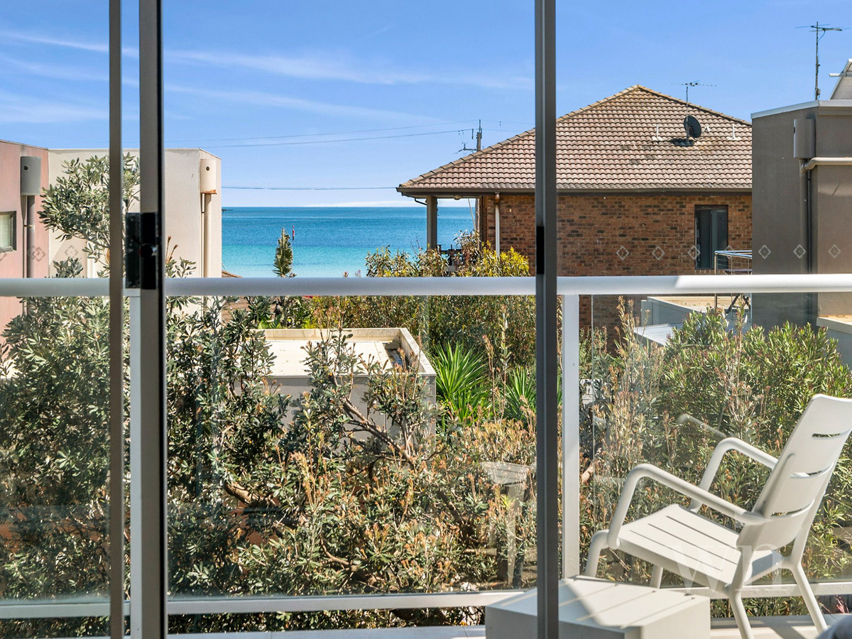 3 Sailing Lane, Mornington - Thumbnail 2