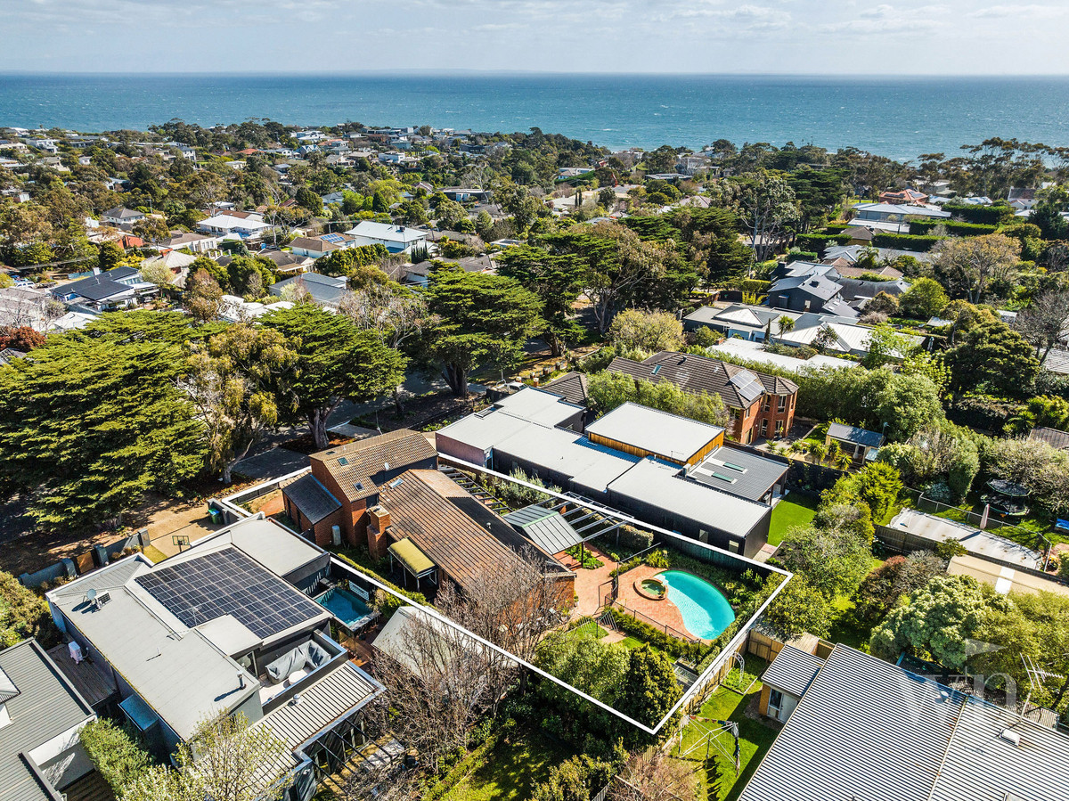 31 Wimbledon Avenue, Mount Eliza - Thumbnail 3