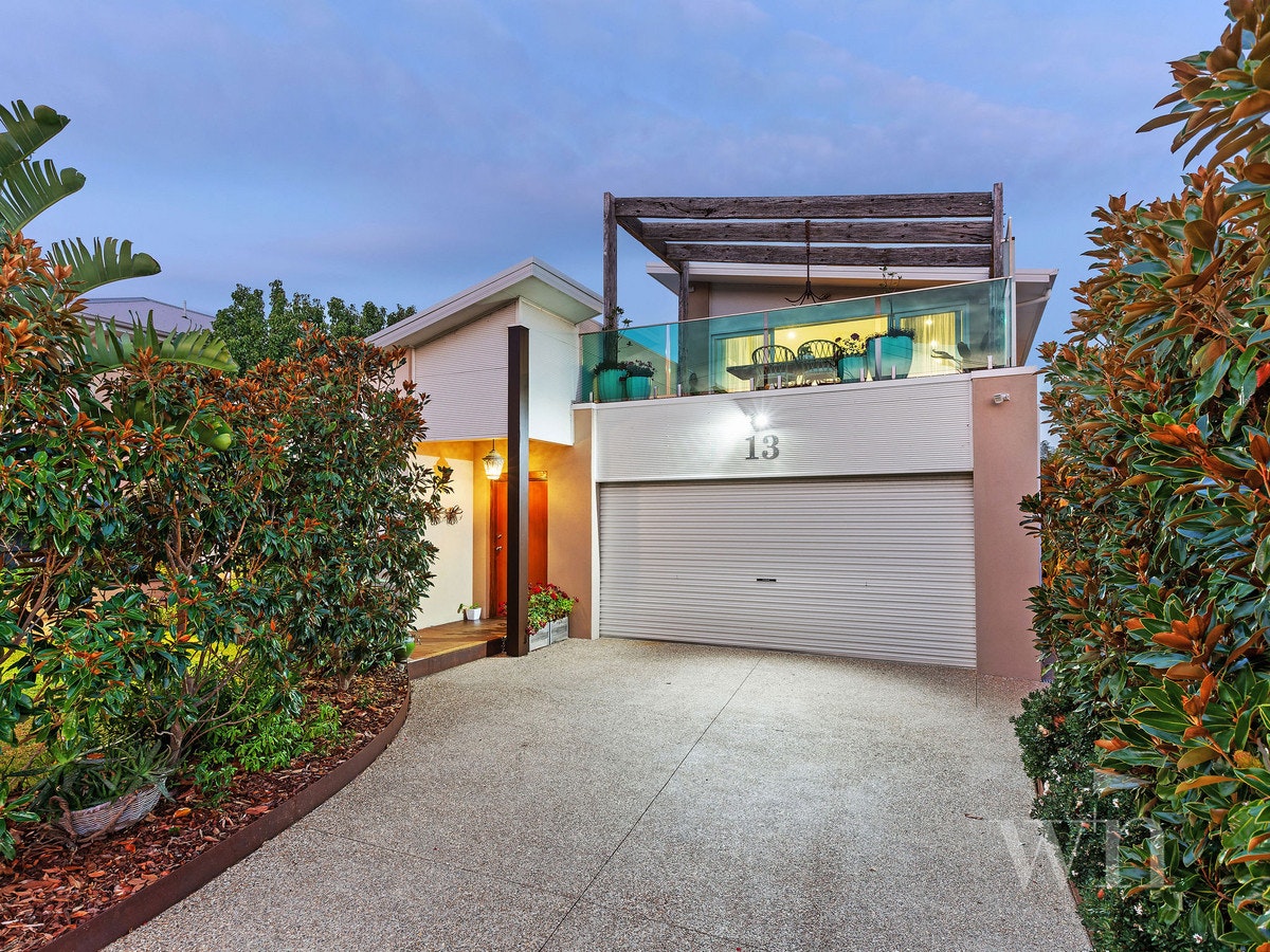 Image of garage