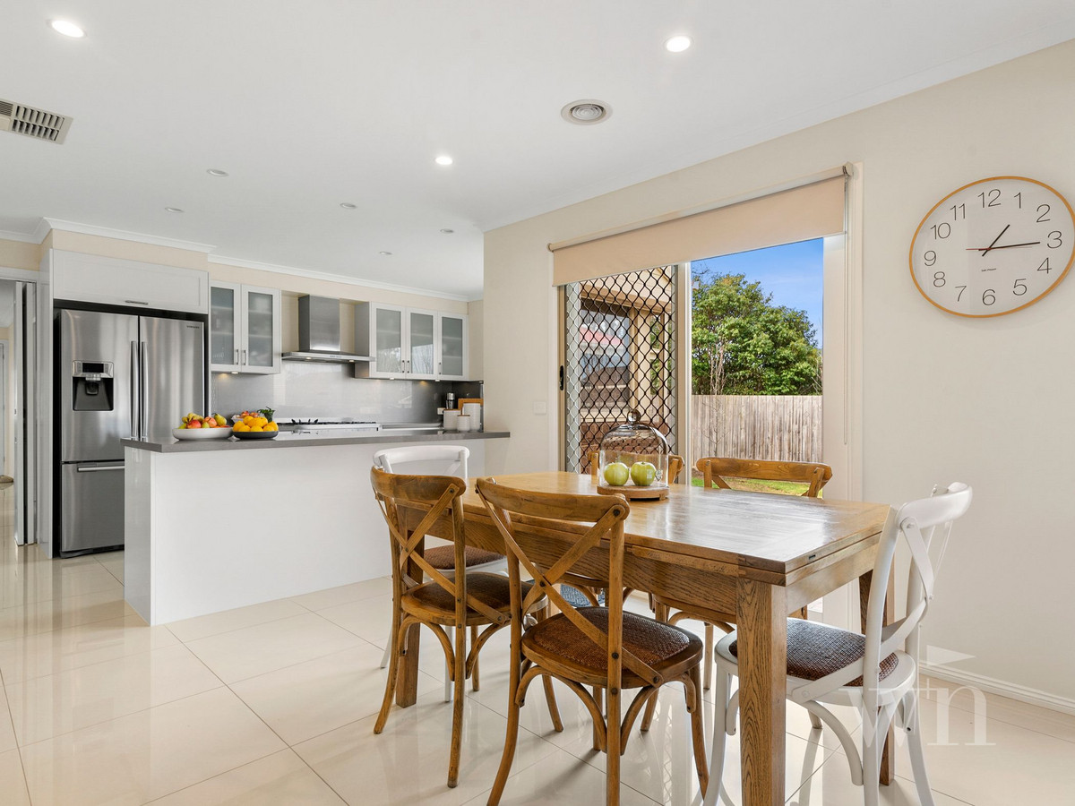 10 Veda Avenue, Mount Martha - Thumbnail 3