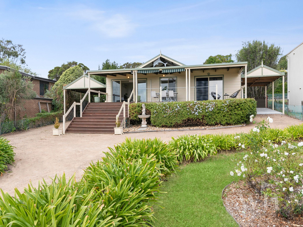 12 Hender Street, Mount Martha - Thumbnail 2