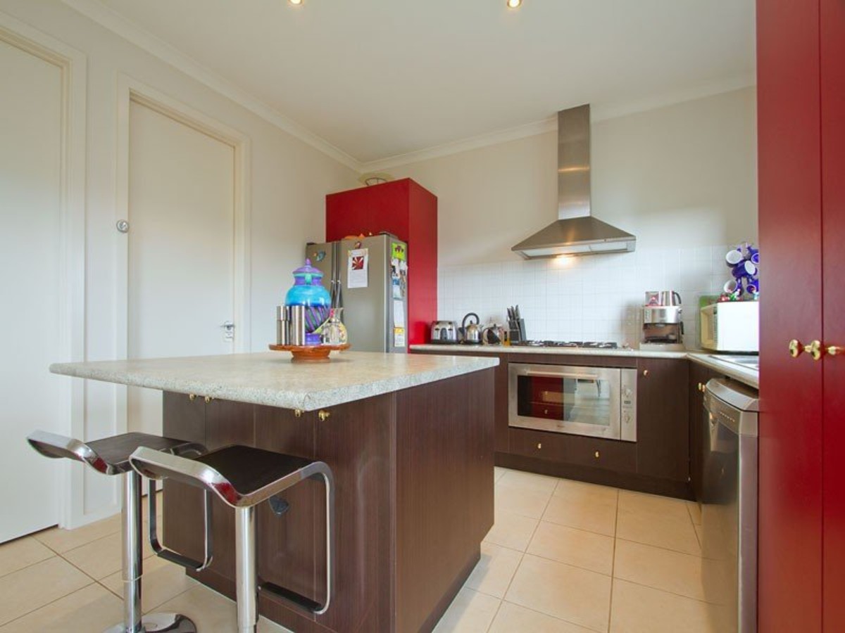 9 Mariner Place, Safety Beach - Thumbnail 3