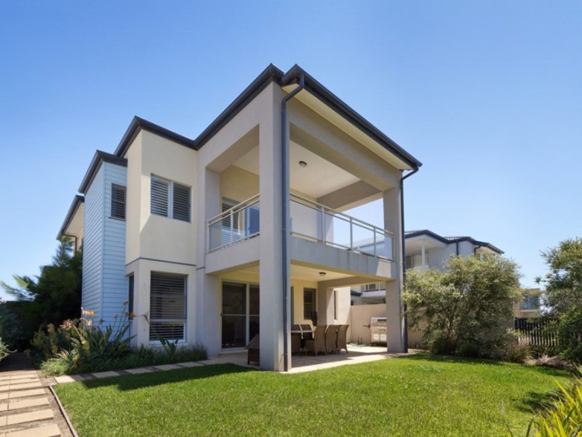 17 Seaspray Close, Safety Beach - Thumbnail 3