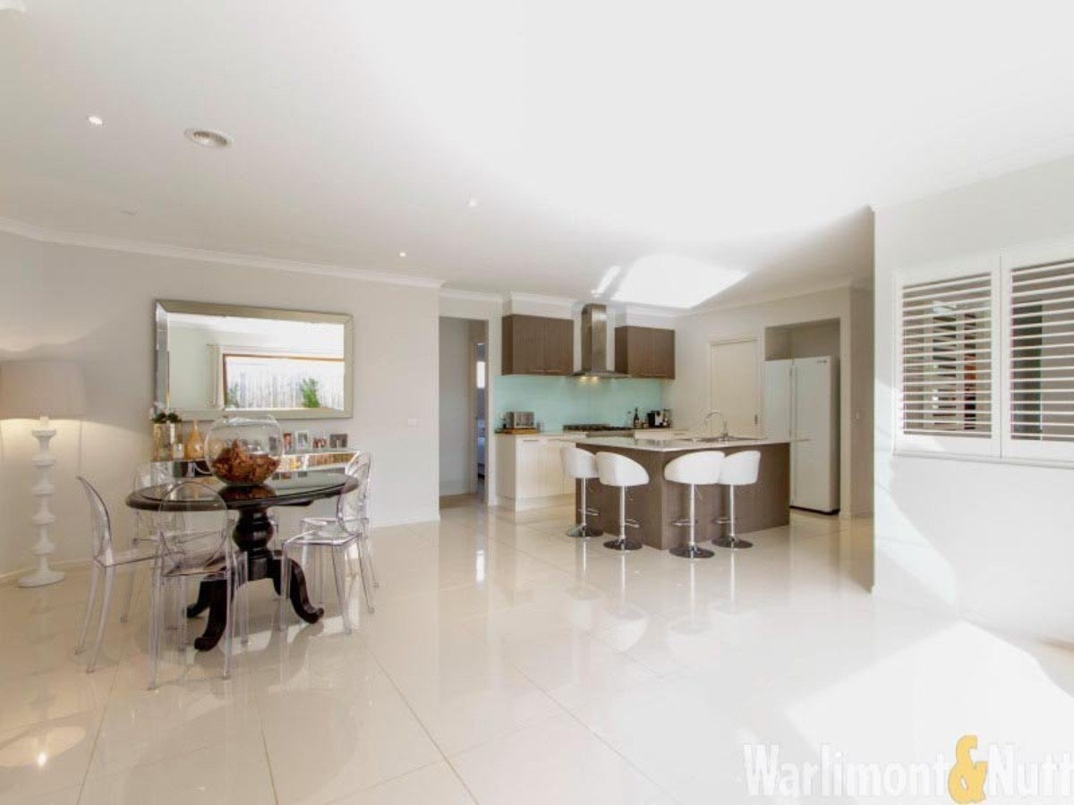 Image of dining room