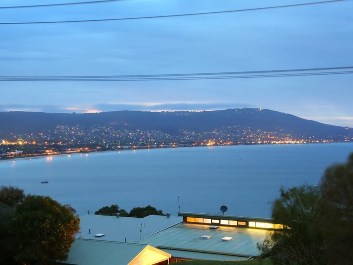 8 Ellerina Road, Mount Martha - Thumbnail 2