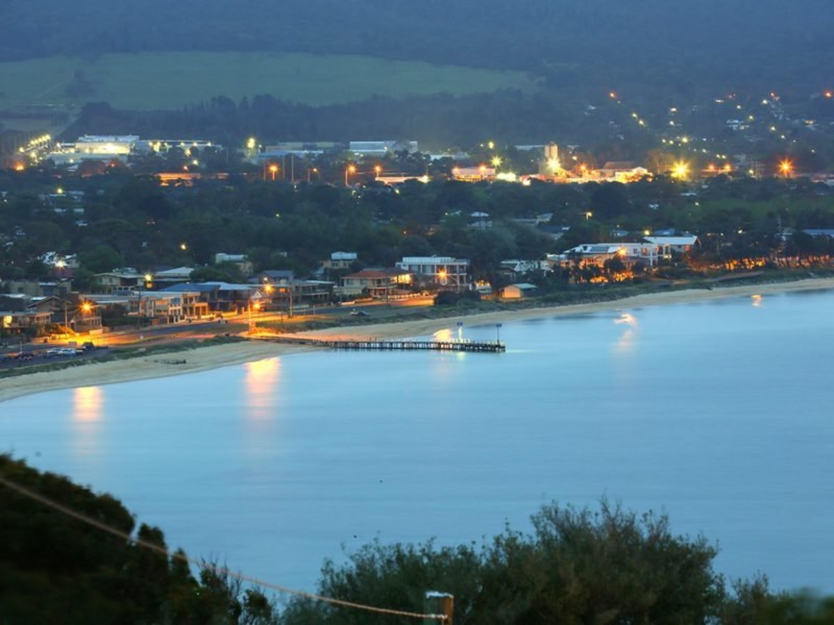 8 Ellerina Road, Mount Martha - Thumbnail 5