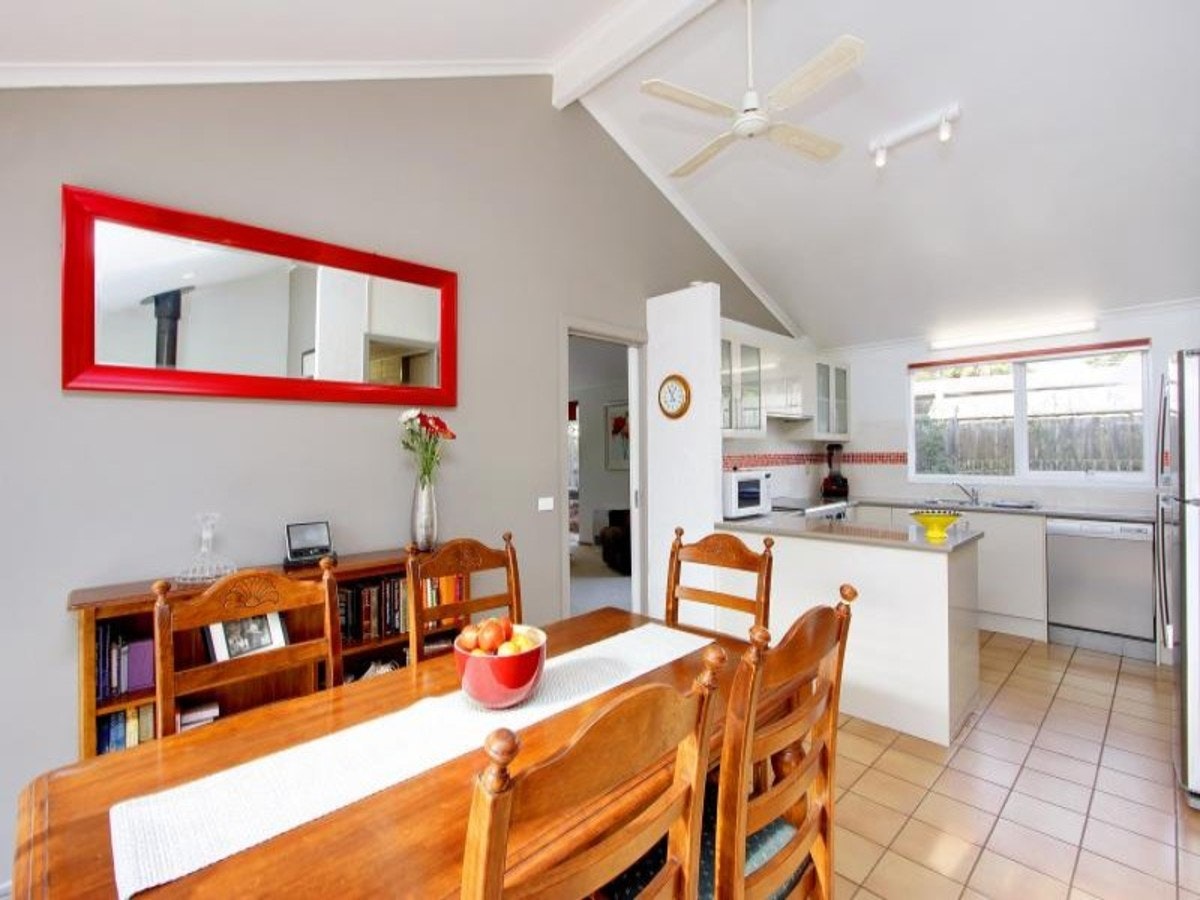 Image of dining room